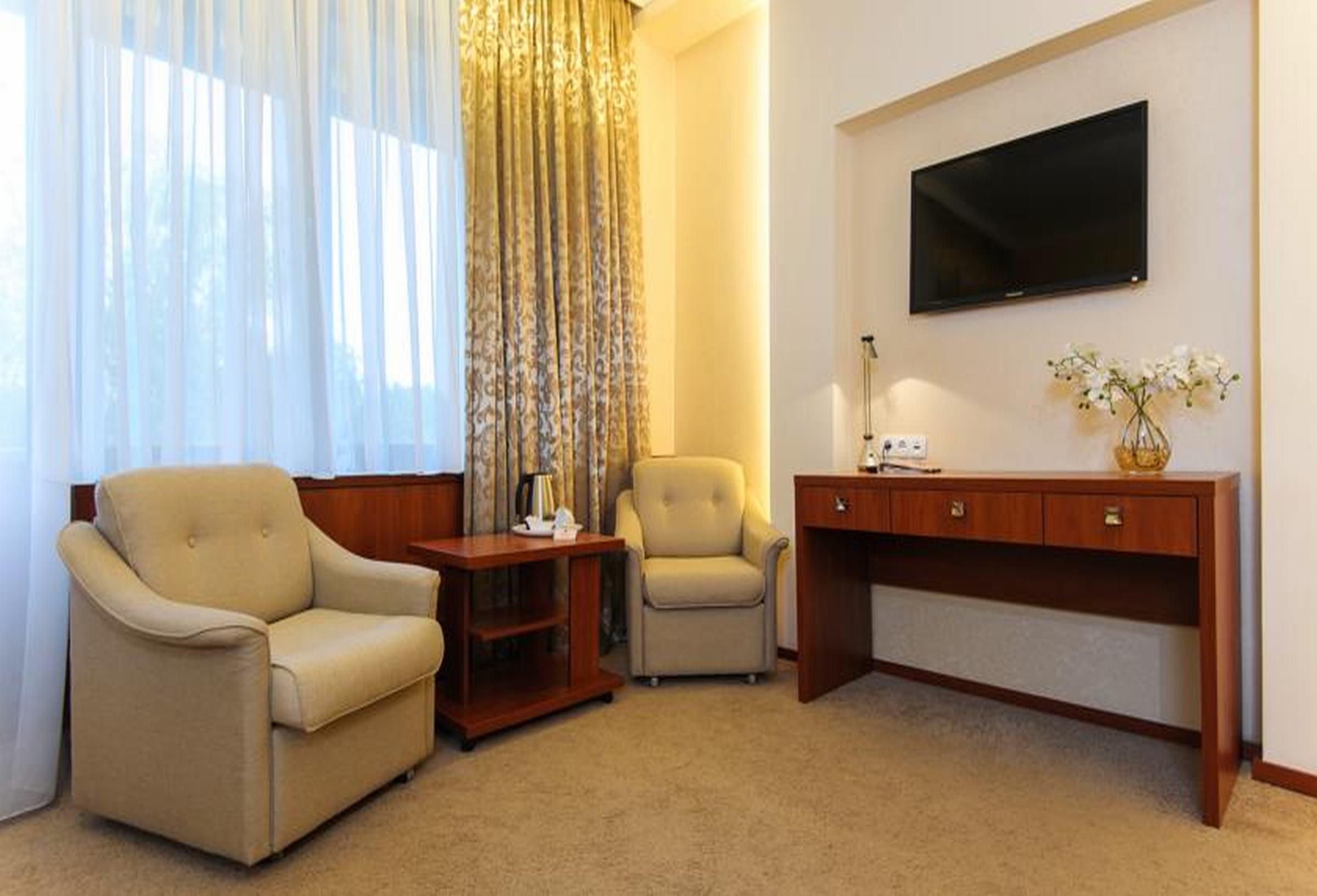 Jolly Alon Hotel Chisinau Ngoại thất bức ảnh